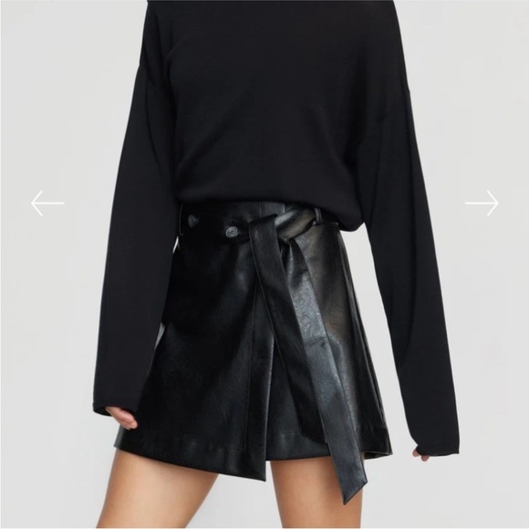 nwt Modern Citizen Tanner Black Faux Leather A-Line Wrap Mini Skirt Size 1X - Picture 11 of 17